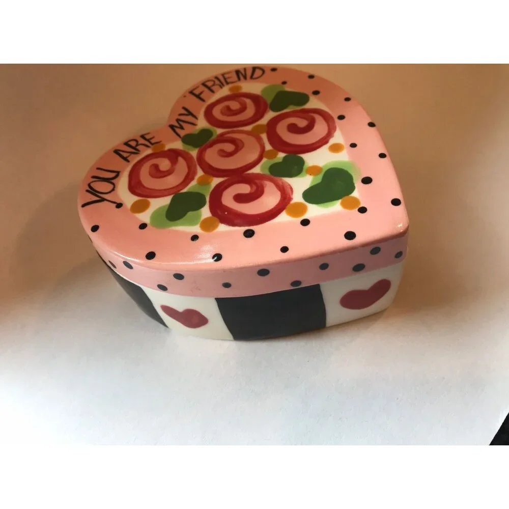 HTF Vintage C Sara 2000 Handpainted Italian Ceramic Heart Shaped Trinket Box